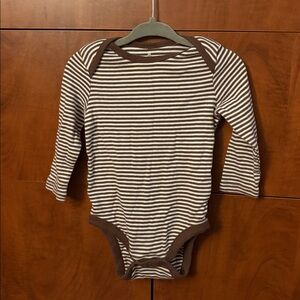 4/$20 🌱 Baby GAP Striped Onesie 6-12m